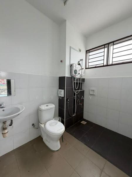 2-storey Terraced House for Sale in Bukit Indah (Iskandar Puteri (Nusajaya)) - Elyn Tay - Bathroom - PropertyGuru.com.my
