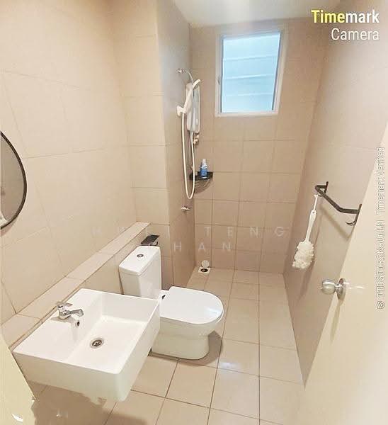 Condominium for Rent at Lakefront Homes - HWEI TENG CHAN - Bathroom - PropertyGuru.com.my