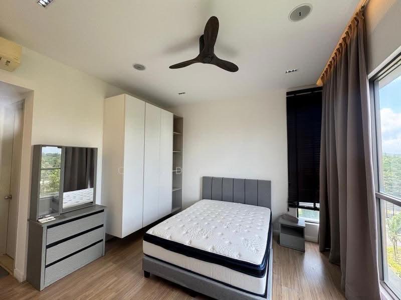 Condominium for Rent at The WaterEdge (Pinggiran Air) - Candy Yap - Bedroom - PropertyGuru.com.my