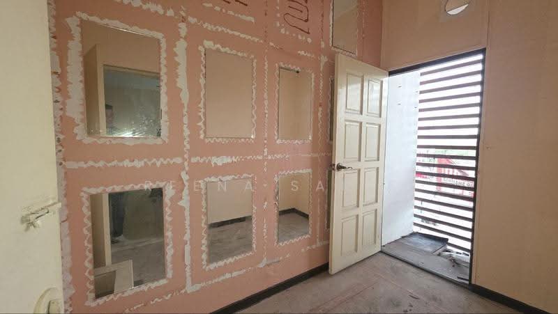 Office for Sale in Seksyen 13 (Shah Alam) - Reena Sarif - PropertyGuru.com.my