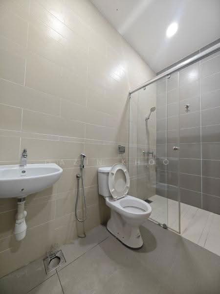 Rumah Berkembar untuk Dijual di Taman Meru (Ipoh) - Qazin Khoo - Bathroom - PropertyGuru.com.my