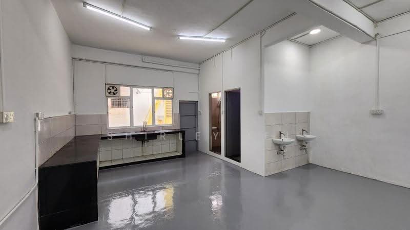 Shop for Sale in Taman Merak (Simpang Ampat) - Shirley Teh - Interior - PropertyGuru.com.my