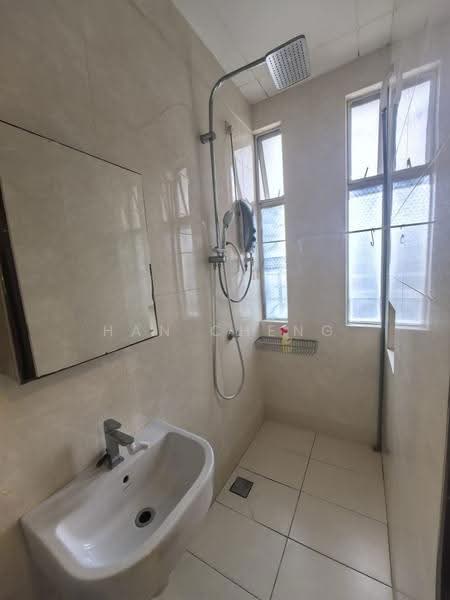 Rumah Bandar untuk Dijual di Batu 9 (Cheras) - Han Cheng - PropertyGuru.com.my