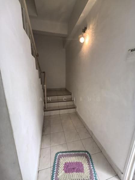 Rumah Bandar untuk Dijual di Batu 9 (Cheras) - Han Cheng - PropertyGuru.com.my