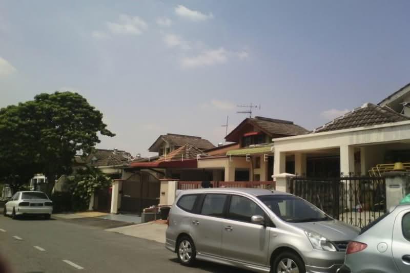 Terraced House for Sale in Bandar Kinrara Seksyen 1 (Bandar Kinrara) - Kylie Lee - Exterior - PropertyGuru.com.my