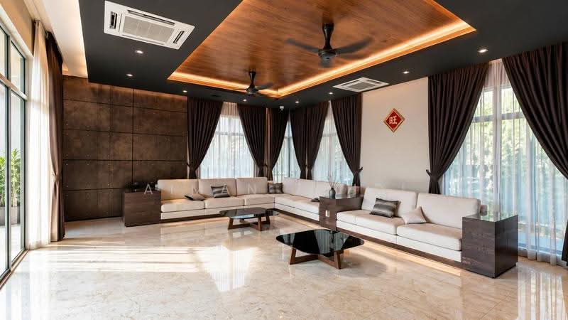 Bungalow House for Sale in Setia Eco Park (Setia Alam) - AIMAN ZUHDI - Living Room - PropertyGuru.com.my