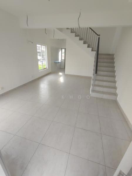 3-storey Terraced House for Rent in Taman Sri Manja (Petaling Jaya) - CK Khoo - Living Room - PropertyGuru.com.my