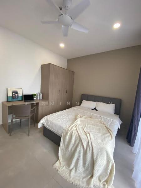 Kediaman Servis untuk Disewa di YOLO Signature Suites - Jasminn Tan - Bedroom - PropertyGuru.com.my