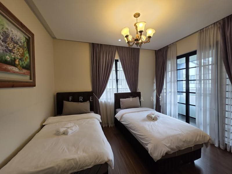 Bungalow House for Sale in Bentong (Pahang) - Freya Tan - PropertyGuru.com.my