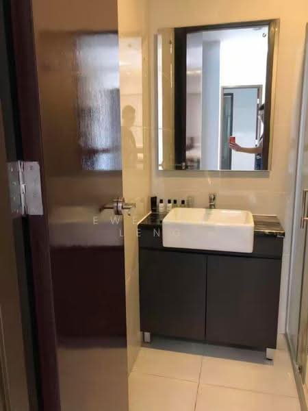 Condominium for Sale at Amberside @ Country Garden Danga Bay - Ewe Bee Leng - Bathroom - PropertyGuru.com.my
