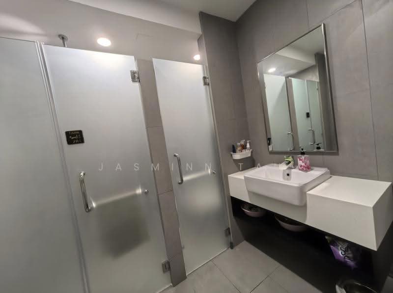 Kediaman Servis untuk Disewa di YOLO Signature Suites - Jasminn Tan - Bathroom - PropertyGuru.com.my
