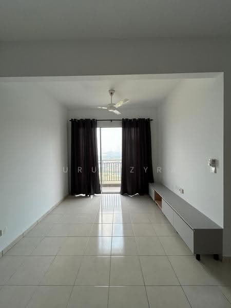Rumah Flat untuk Disewa di RESIDENSI SELANGORKU OLEANDER - Nurul Zyra - Living Room - PropertyGuru.com.my