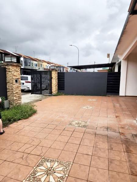 2-storey Terraced House for Sale in Setia Tropika (Johor Bahru) - Yik Tat - Exterior - PropertyGuru.com.my
