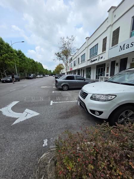 Shop / Office for Sale in Beranang (Selangor) - Juneway Lee - Exterior - PropertyGuru.com.my