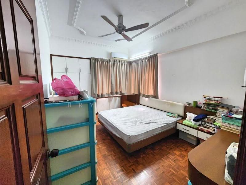 Kondominium untuk Dijual di Cantonment Court - Bryan H'ng - Bedroom - PropertyGuru.com.my