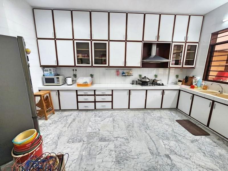 Kondominium untuk Dijual di Cantonment Court - Bryan H'ng - Kitchen - PropertyGuru.com.my