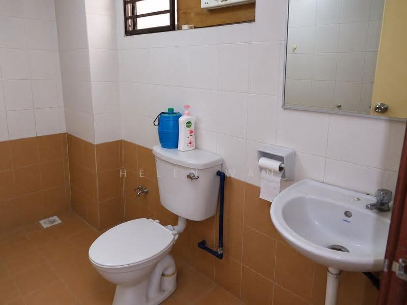 Pangsapuri untuk Dijual di Plaza Metro Prima - Helen Wan - Bathroom - PropertyGuru.com.my