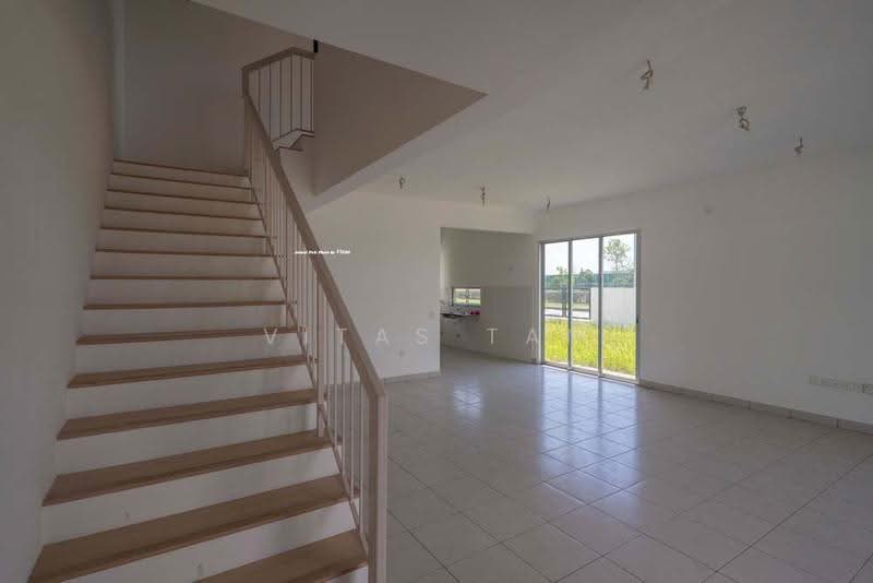 2-storey Terraced House for Sale in Bukit Raja (Selangor) - Vitas Tan - Living Room - PropertyGuru.com.my