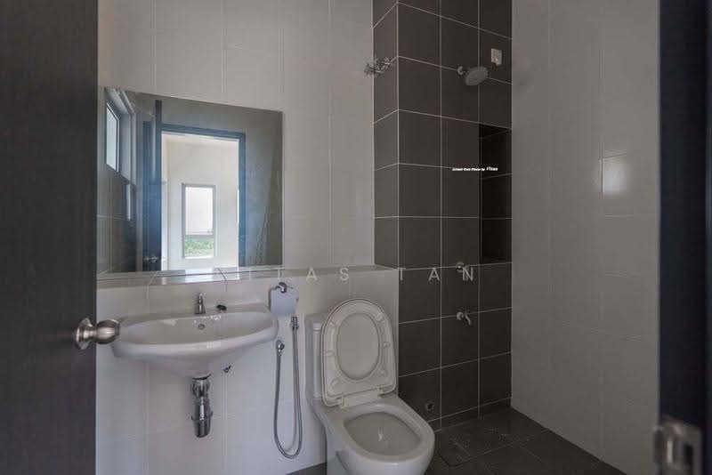 2-storey Terraced House for Sale in Bukit Raja (Selangor) - Vitas Tan - Bathroom - PropertyGuru.com.my