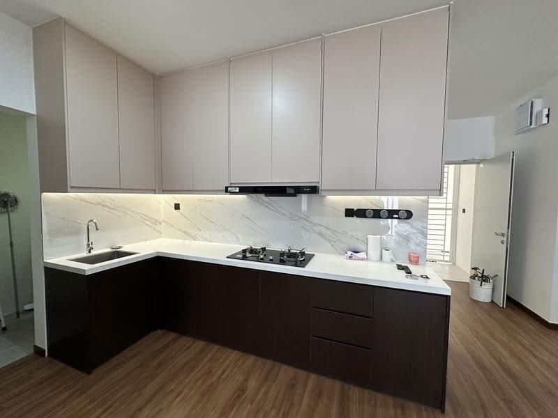 Kondominium untuk Disewa di Residensi Sateria - Alex Yin - Kitchen - PropertyGuru.com.my