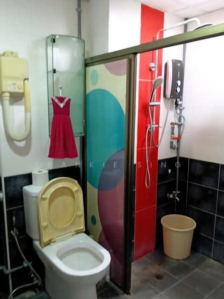 Condominium for Sale at Rivercity Condominium - Frankie Sing - Bathroom - PropertyGuru.com.my
