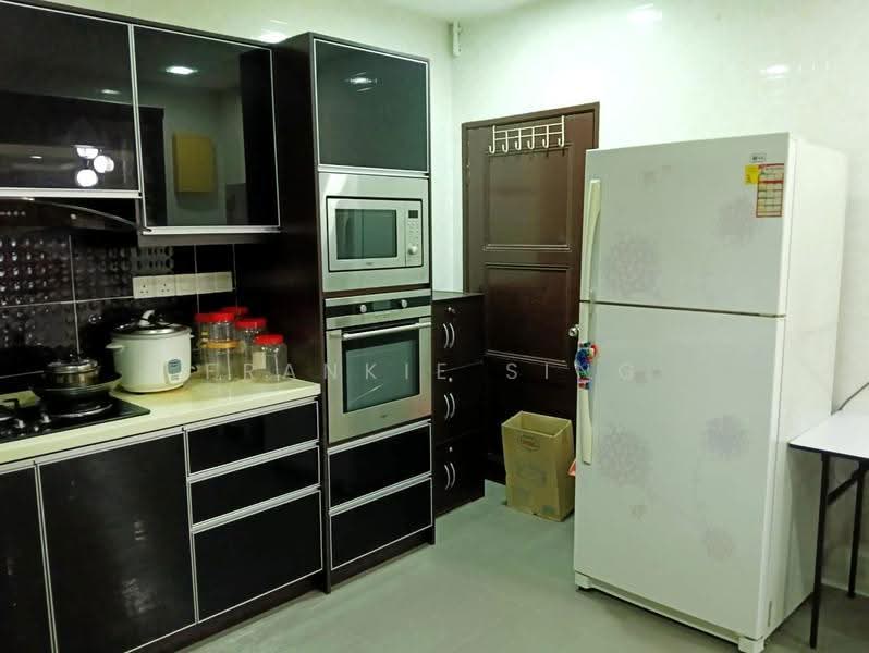Condominium for Sale at Rivercity Condominium - Frankie Sing - Kitchen - PropertyGuru.com.my