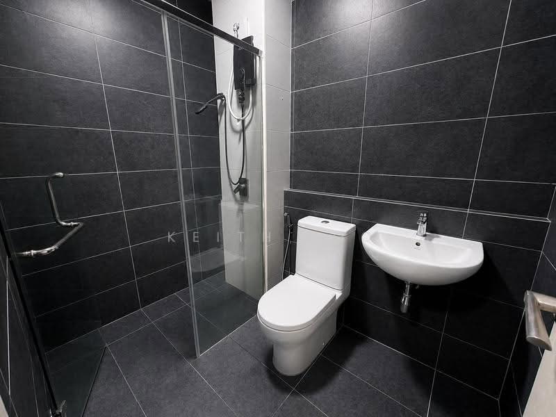 Kediaman Servis untuk Dijual di Lavile Kuala Lumpur - Keith Foo - Bathroom - PropertyGuru.com.my