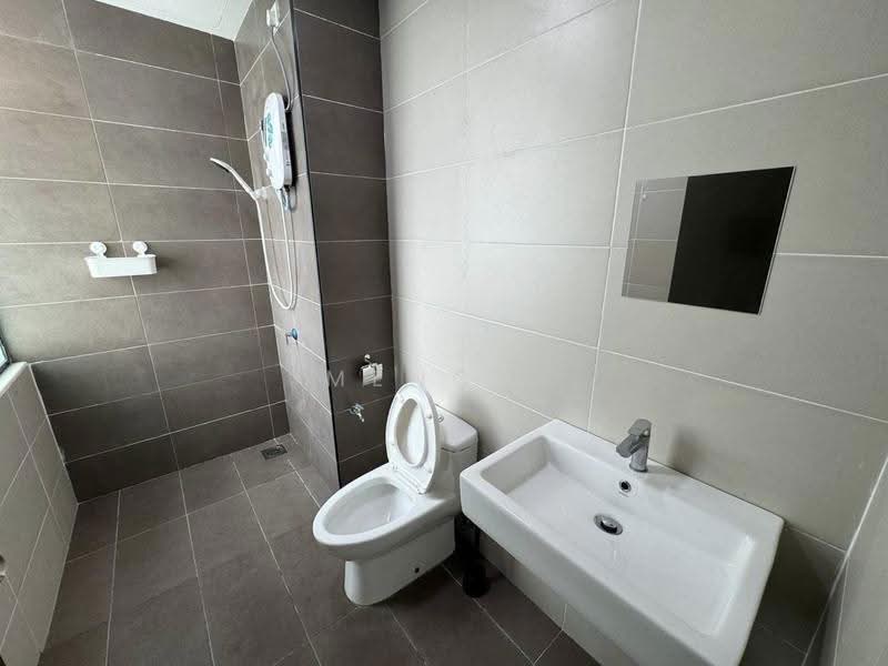 Service Residence for Sale at Wave @ Marina Cove - Meng . - Bathroom - PropertyGuru.com.my