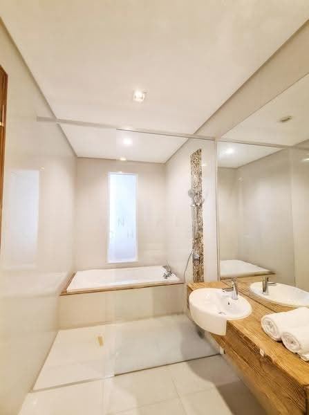 Condominium for Rent at 8 Gurney (The Shore Condominium) - Andrew Chong - Bathroom - PropertyGuru.com.my