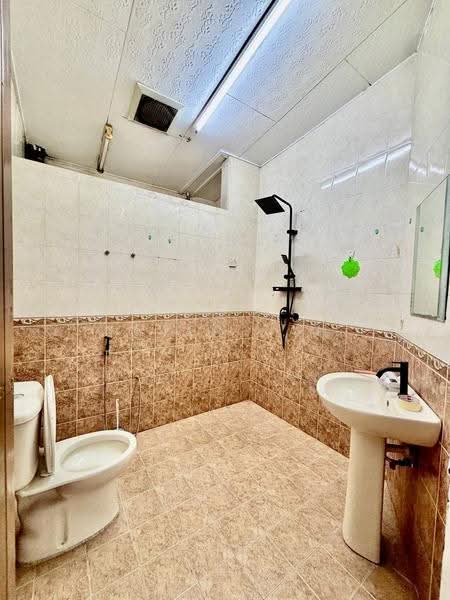 2-storey Terraced House for Rent in Jalan Ipoh (Kuala Lumpur) - Peter Tan - Bathroom - PropertyGuru.com.my