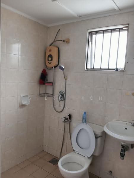 Kondominium untuk Dijual di D'aman Crimson - Sherri Koh - Bathroom - PropertyGuru.com.my