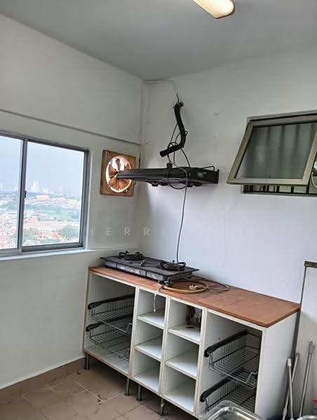 Kondominium untuk Dijual di D'aman Crimson - Sherri Koh - Kitchen - PropertyGuru.com.my