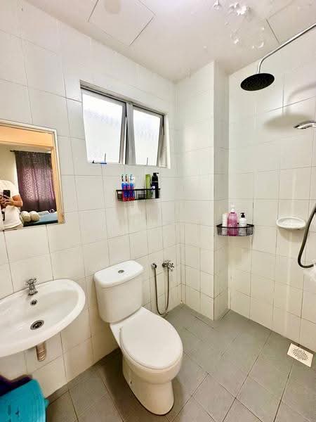 Condominium for Sale at Kristal Heights - Ameer Mujahid - Bathroom - PropertyGuru.com.my