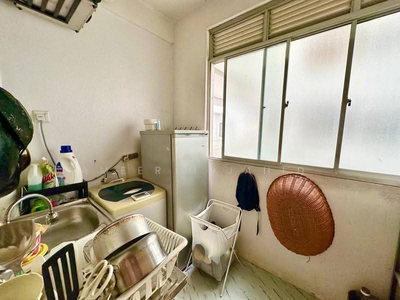 Condominium for Sale at Kristal Heights - Ameer Mujahid - Kitchen - PropertyGuru.com.my