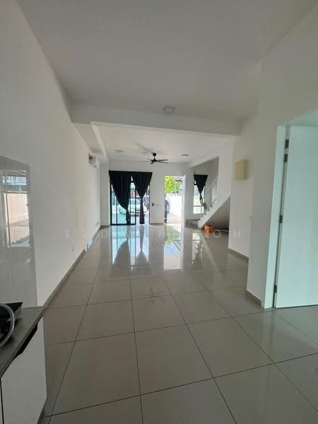Terraced House for Rent in Kota Masai (Pasir Gudang) - Eldwin Soh - Living Room - PropertyGuru.com.my