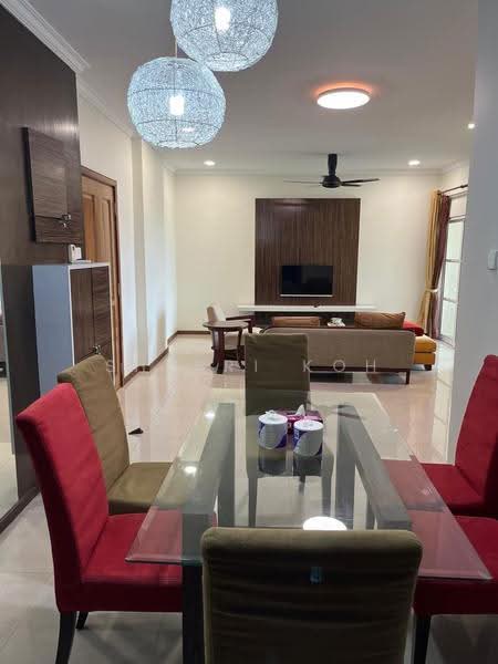 Kondominium untuk Dijual di Li Villas - Sherri Koh - Living Room - PropertyGuru.com.my