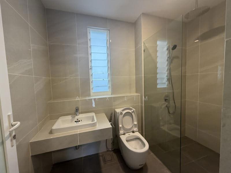 Kondominium untuk Disewa di Codrington Residence - Alex Lim - Bathroom - PropertyGuru.com.my
