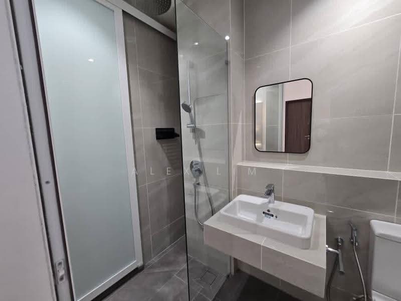 Kondominium untuk Disewa di Codrington Residence - Alex Lim - Bathroom - PropertyGuru.com.my