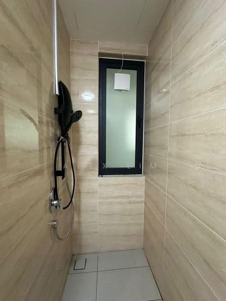 Kondominium untuk Disewa di Iconic Skies - Alex Lim - Bathroom - PropertyGuru.com.my