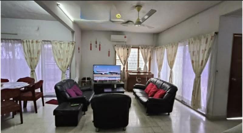 Semi-Detached House for Sale in Ampang (Ampang) - Alvis Lim - Living Room - PropertyGuru.com.my