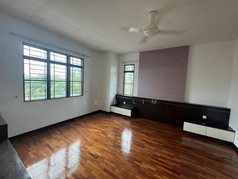 Rumah Berkembar untuk Dijual di Sungai Long (Bandar Sungai Long) - Alvis Lim - Bedroom - PropertyGuru.com.my