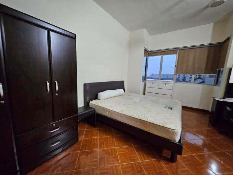 Kondominium untuk Dijual di Riana Green Condominium - Elly M - Bedroom - PropertyGuru.com.my