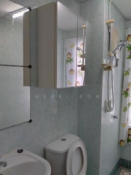 Kondominium untuk Dijual di D'Aman Ria Condominium - Sherri Koh - Bathroom - PropertyGuru.com.my