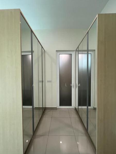 Kondominium untuk Disewa di Southbay Plaza - Alex Lim - Corridor - PropertyGuru.com.my