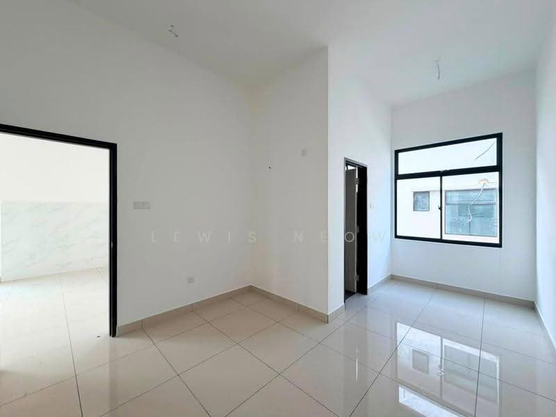 Terraced House for Sale in Taman Mutiara Rini (Skudai) - Lewis Neow - Interior - PropertyGuru.com.my