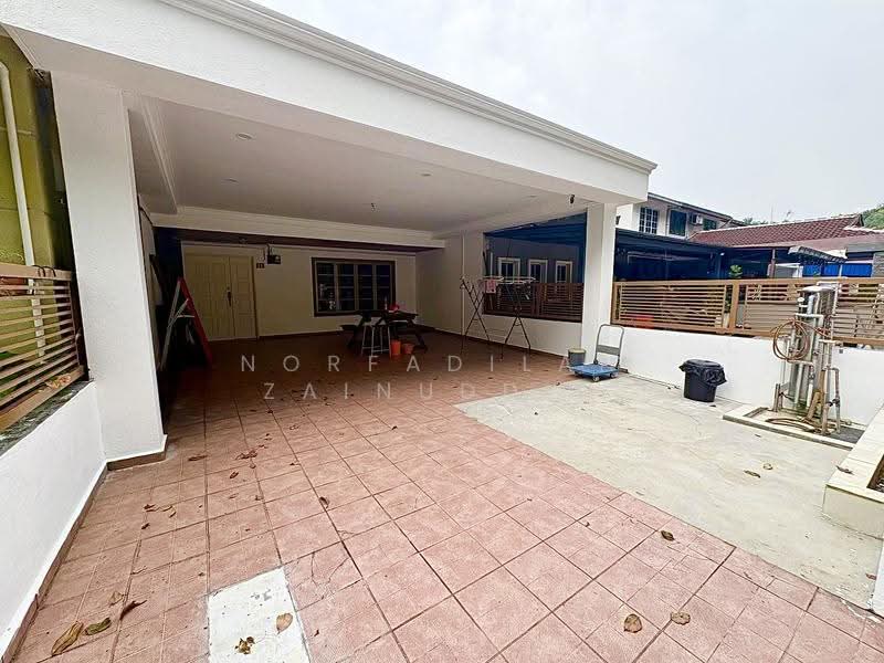 2-storey Terraced House for Sale in Seksyen 4 (Shah Alam) - NORFADILAH ZAINUDDIN - Exterior - PropertyGuru.com.my