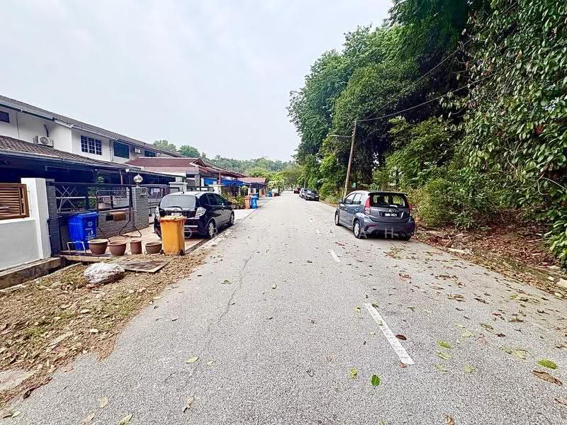 2-storey Terraced House for Sale in Seksyen 4 (Shah Alam) - NORFADILAH ZAINUDDIN - Exterior - PropertyGuru.com.my