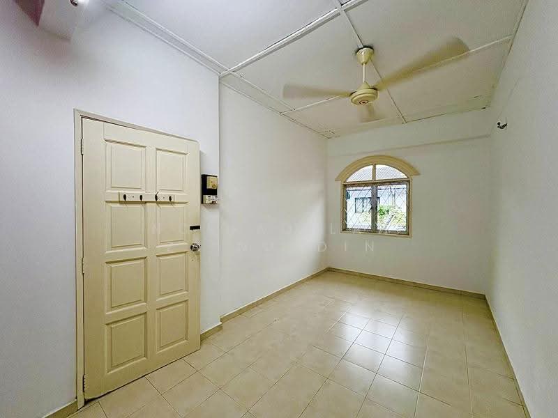 2-storey Terraced House for Sale in Seksyen 4 (Shah Alam) - NORFADILAH ZAINUDDIN - Interior - PropertyGuru.com.my