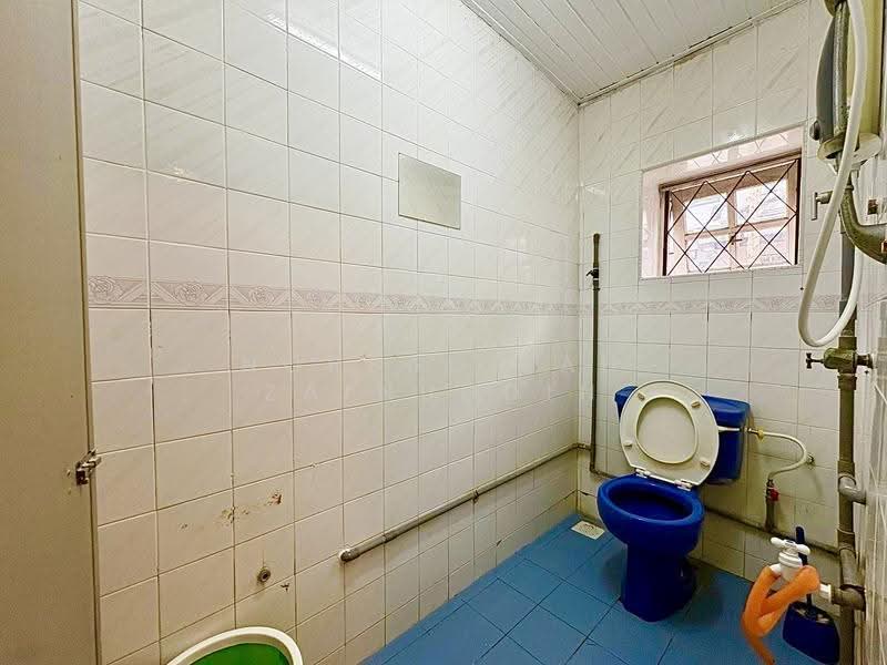 2-storey Terraced House for Sale in Seksyen 4 (Shah Alam) - NORFADILAH ZAINUDDIN - Bathroom - PropertyGuru.com.my
