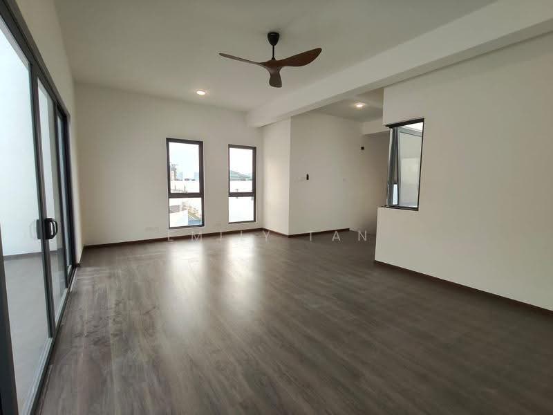 3.5-storey Terraced House for Rent in Damansara Perdana (Selangor) - Emily Tan - Living Room - PropertyGuru.com.my